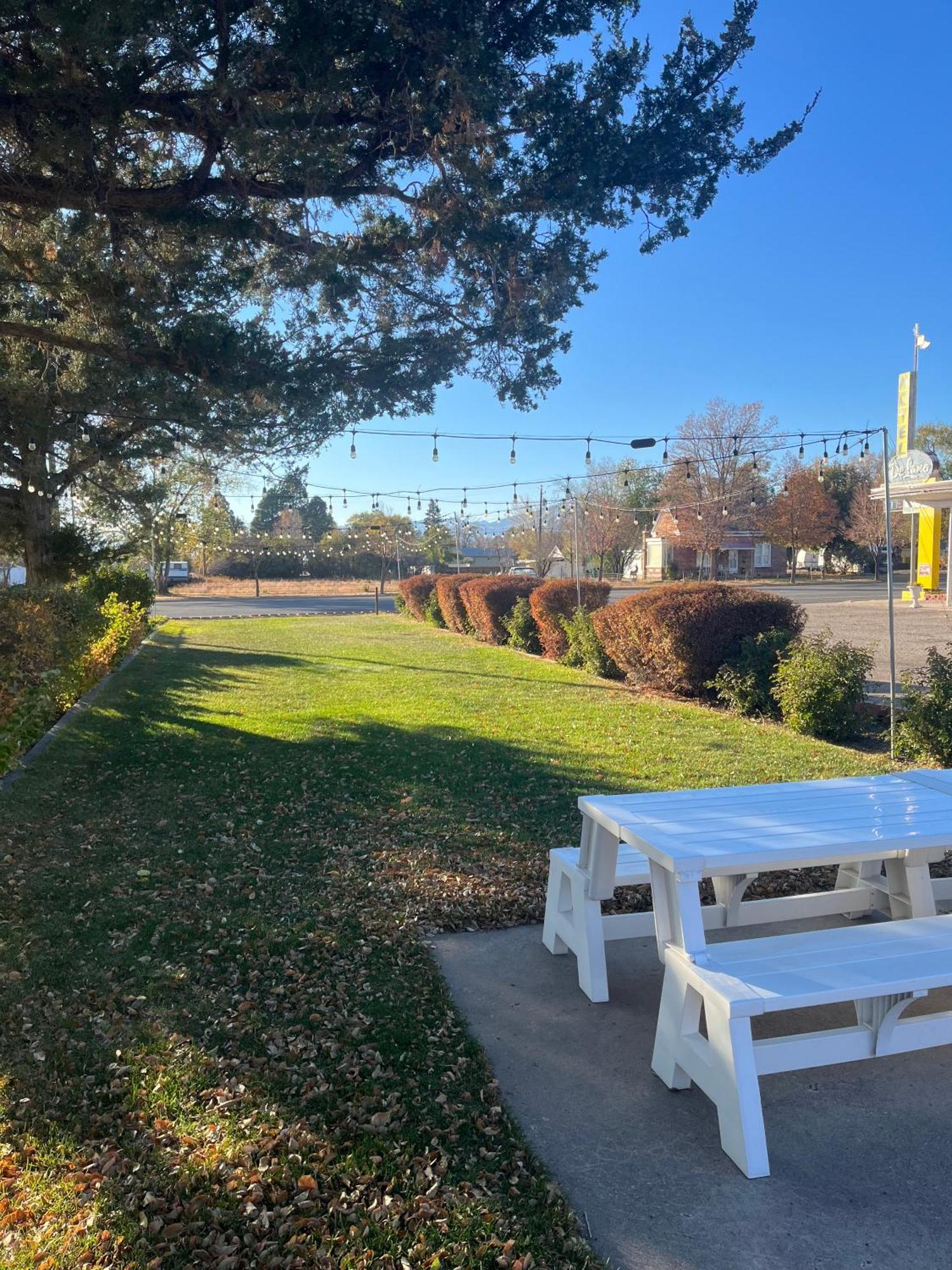 Delano Motel & Rv Park Beaver Exterior photo